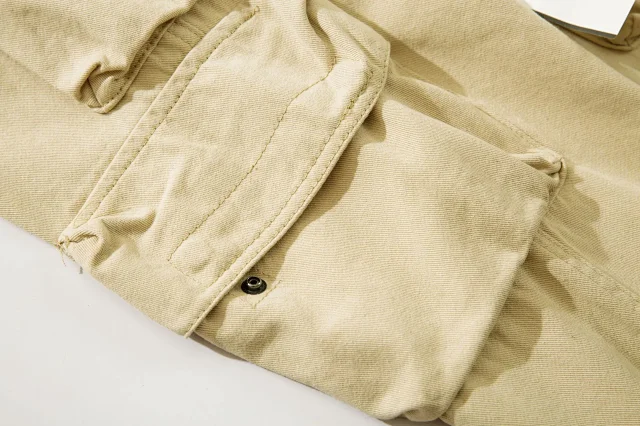 Stone Island Trousers Cargo with multiple flap pockets and Compass badge product detail image 13