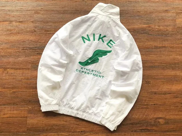 Nike Jackets Zip-Up Windbreaker with Logo Graphics product detail image 4