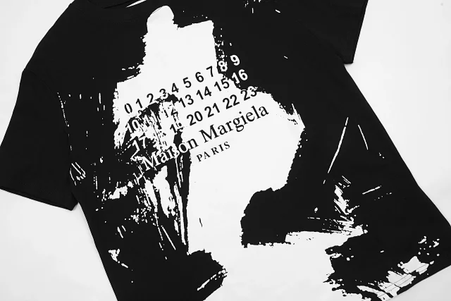 Maison Margiela T-Shirts Graphic Print product detail image 33