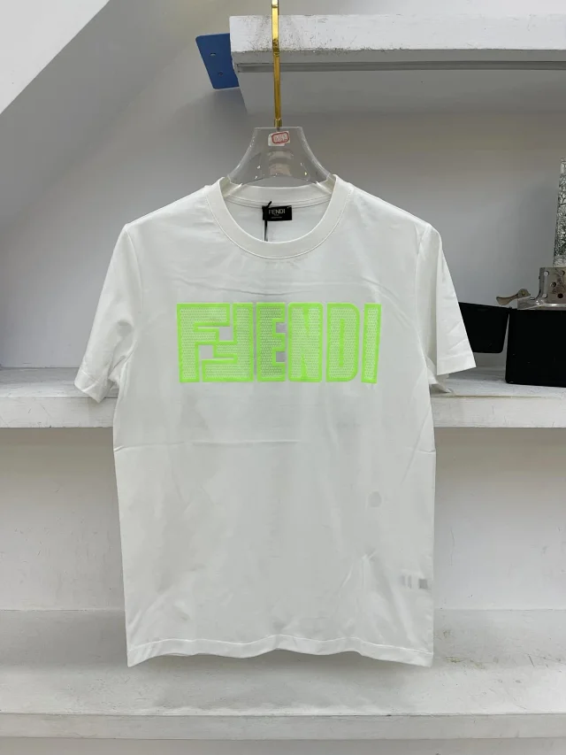 Fendi T-Shirts Short-Sleeve Graphic Crewneck product detail image 4