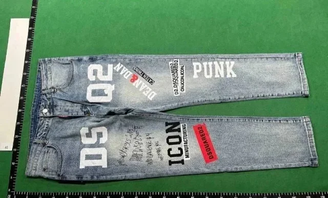 Dsquared2 Jeans Distressed paint-splatter product detail image 2