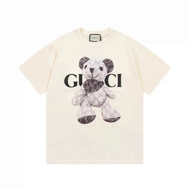 Gucci T-Shirts Short-Sleeve Logo Graphic product detail image 3