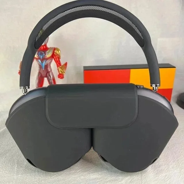 Apple Headphones AirPods Max product detail image 1