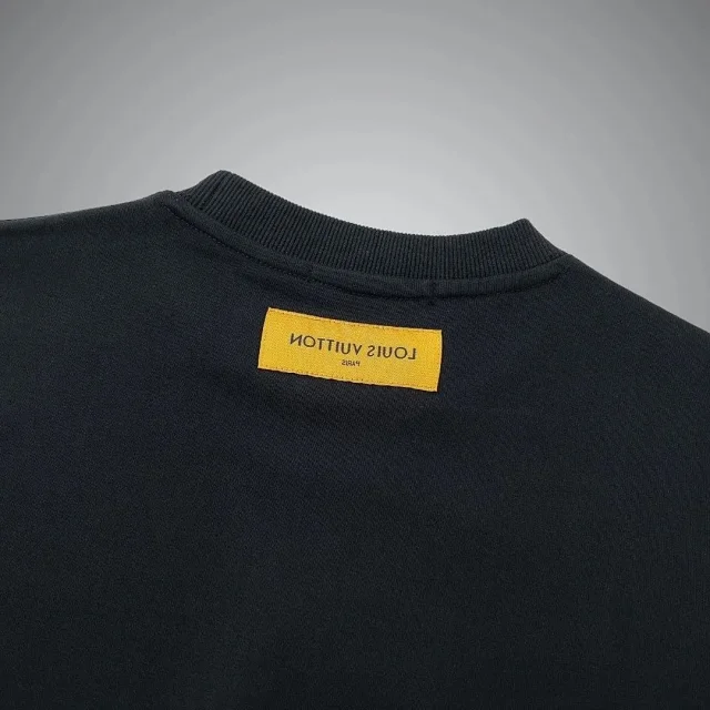 Louis Vuitton Hoodies & Sweatshirts Crewneck Monogram Graphic Sweatshirt product detail image 7