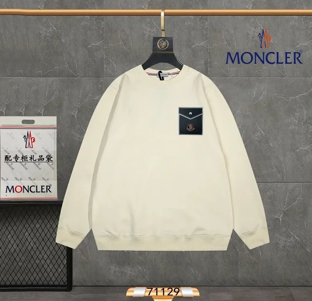 Moncler Hoodies & Sweatshirts Crewneck Sweatshirt product detail image 7