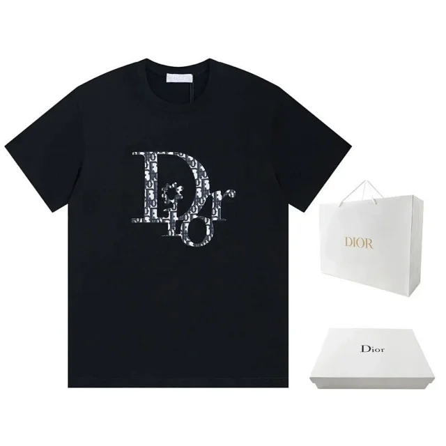 Dior T-Shirts Oblique Logo Appliqué product detail image 4