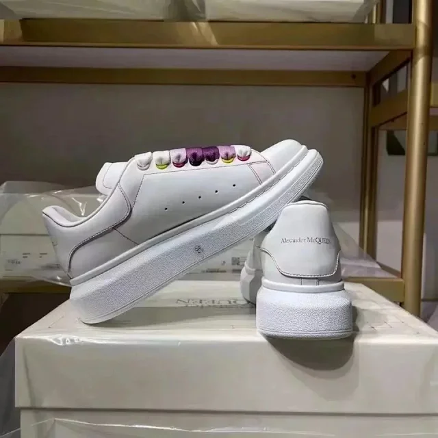 Alexander McQueen Sneakers Oversized low-top product detail image 6