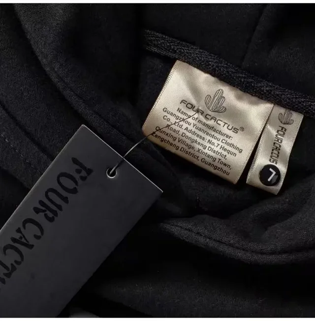 Unbranded Hoodies & Sweatshirts Hooded sweatshirt with graffiti-style print and kangaroo pocket product detail image 3