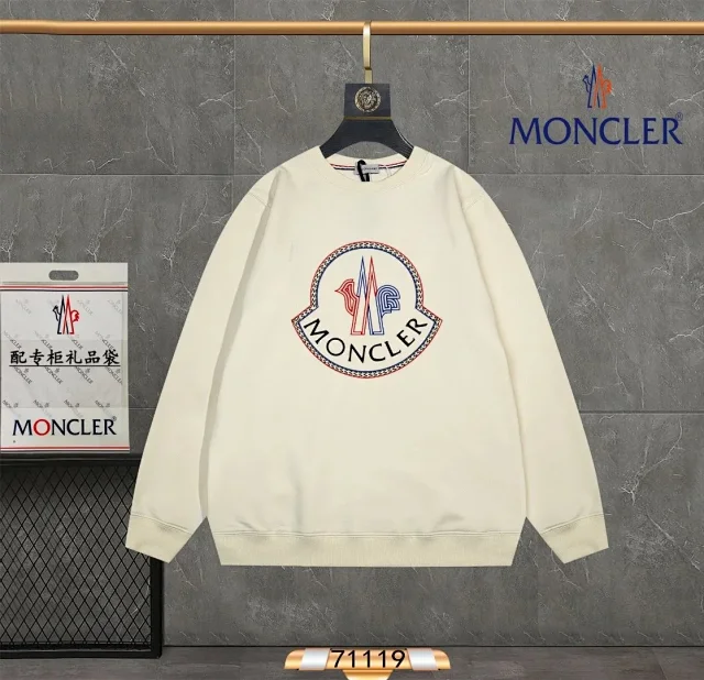 Moncler Hoodies & Sweatshirts Crewneck Logo Sweatshirt product detail image 8