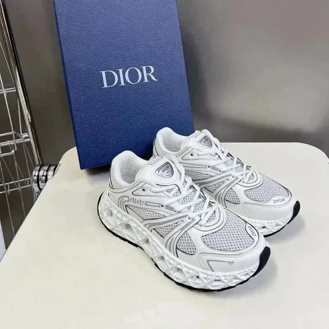 Dior Sneakers B35 Mesh product detail image 6