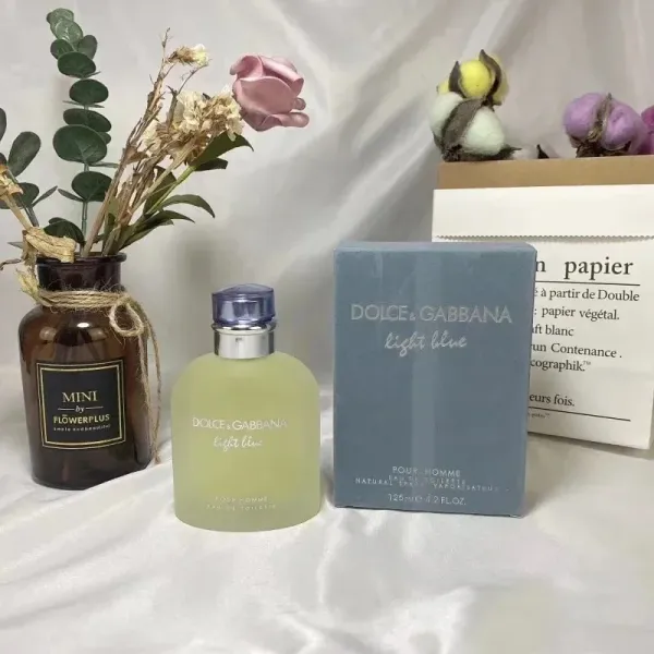 Dolce & Gabbana Light Blue Pour Homme Eau de Toilette - 1