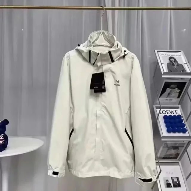 Arc'teryx Jackets Hooded waterproof shell jacket with zip-in fleece liner product detail image 1