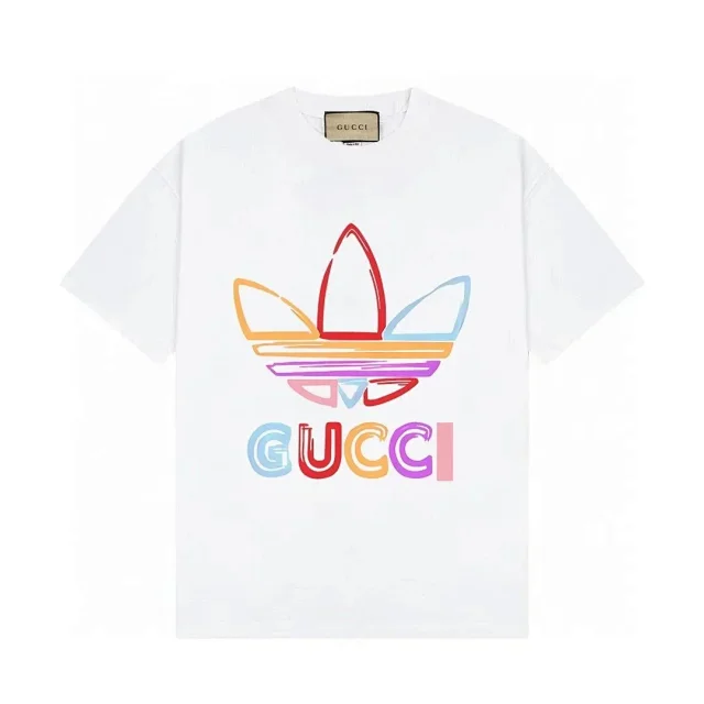 Gucci T-Shirts Logo Graphic product detail image 6