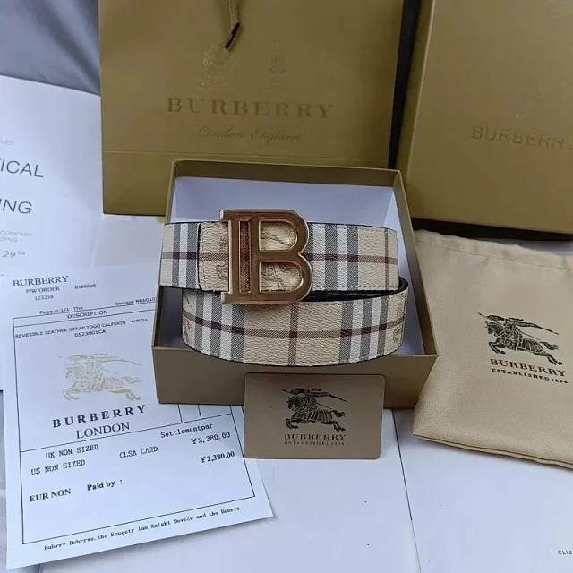 Burberry Belts Check-pattern belt with TB monogram buckle product detail image 9