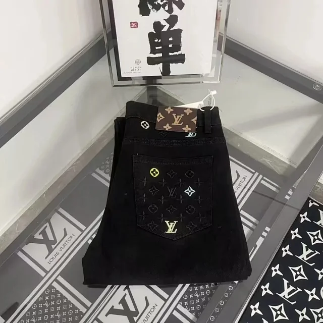 Louis Vuitton Jeans Embroidered Monogram Pocket product detail image 2