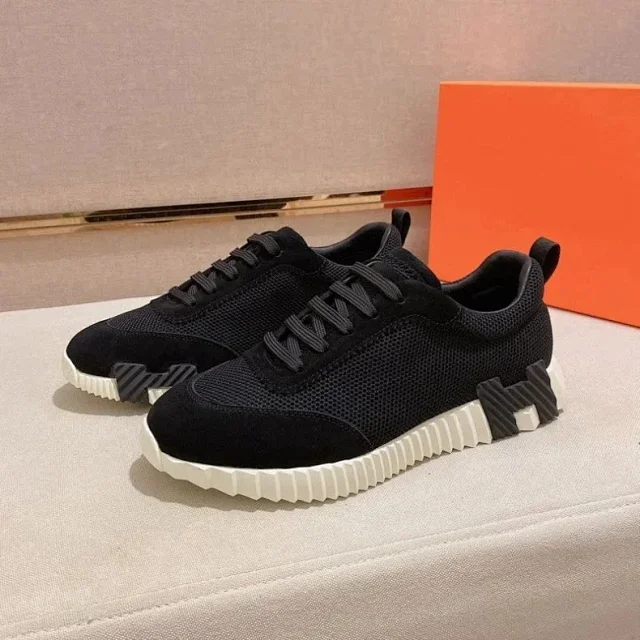 Unbranded Sneakers Low-top lace-up with ribbed sole and heel accent product detail image 9