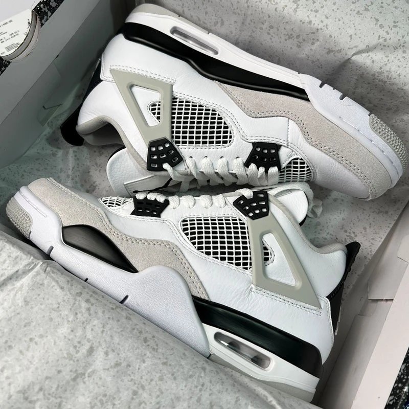 Jordan Air Jordan 4