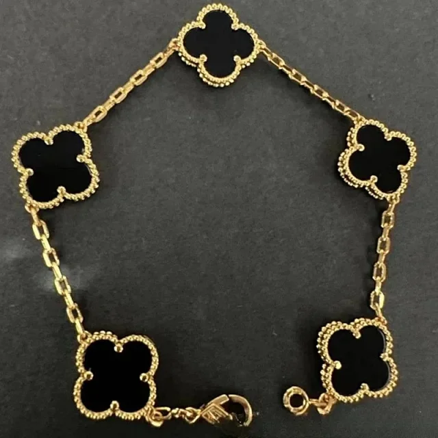Unbranded Jewelry Five Clover Station Chain Bracelet product detail image 7