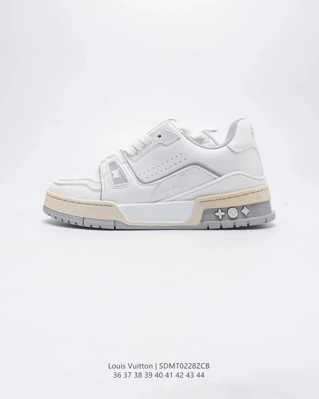 Louis Vuitton LV Trainer Sneaker product detail image 6