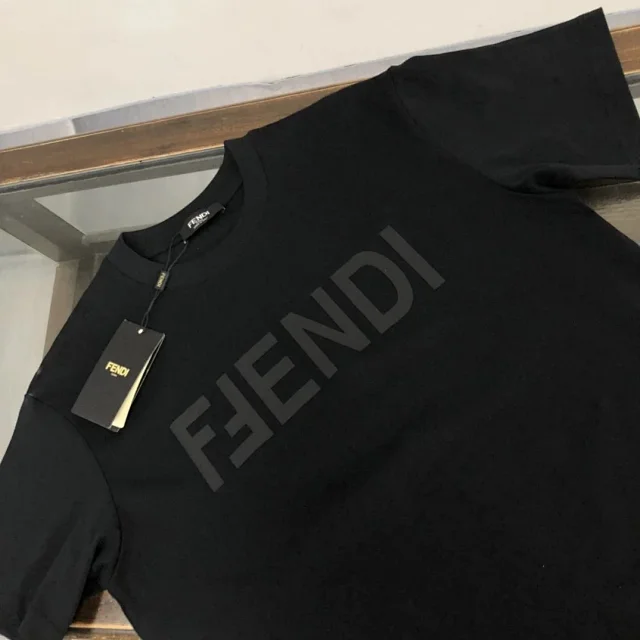 Evisu T-Shirts Graphic Crew-Neck T-Shirt product detail image 8