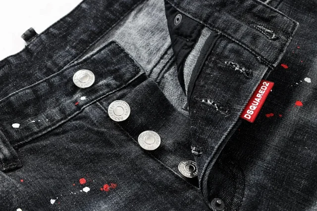 Dsquared2 Jeans Distressed paint-splatter product detail image 3