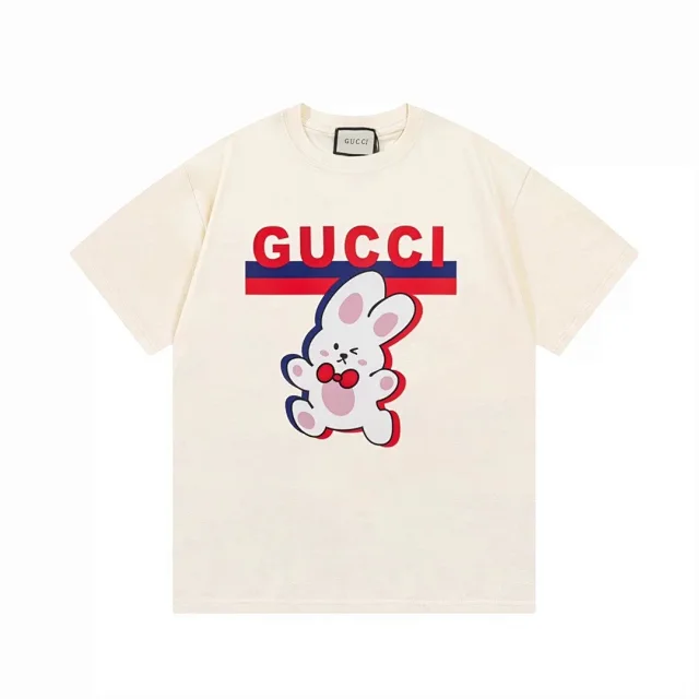 Gucci T-Shirts Short-Sleeve Logo Graphic T-Shirt product detail image 3