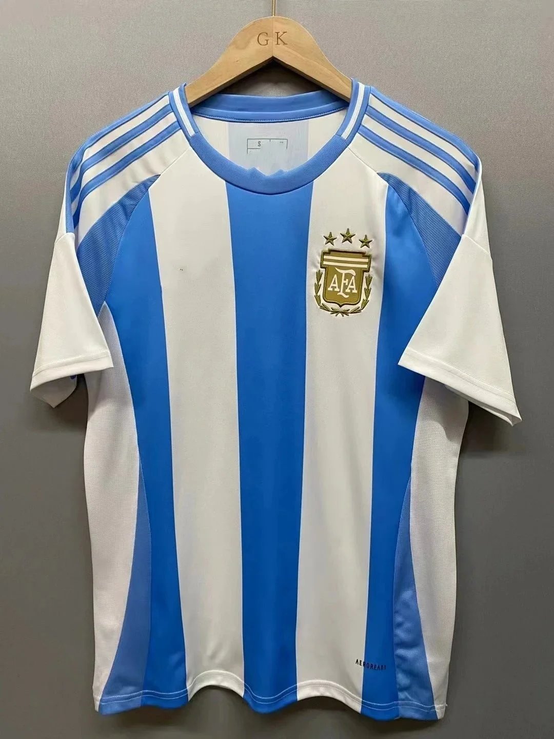 25 Argentina Home