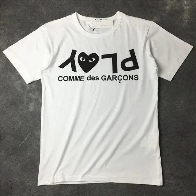 Comme des Garçons T-Shirts PLAY heart graphic short-sleeve T-shirt product detail image 5