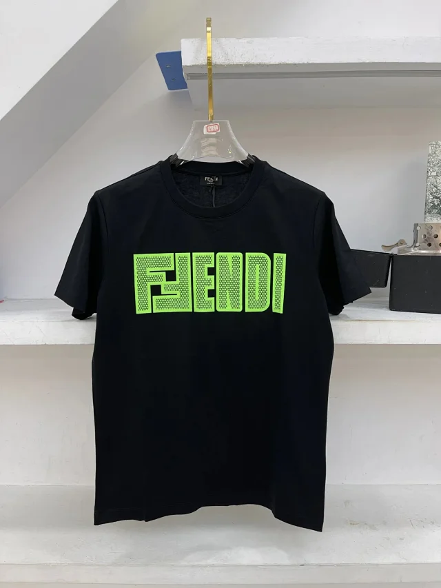 Fendi T-Shirts Short-Sleeve Graphic Crewneck product detail image 7