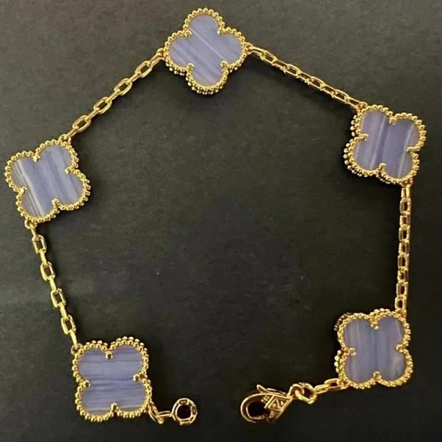 Unbranded Jewelry Five Clover Station Chain Bracelet product detail image 9
