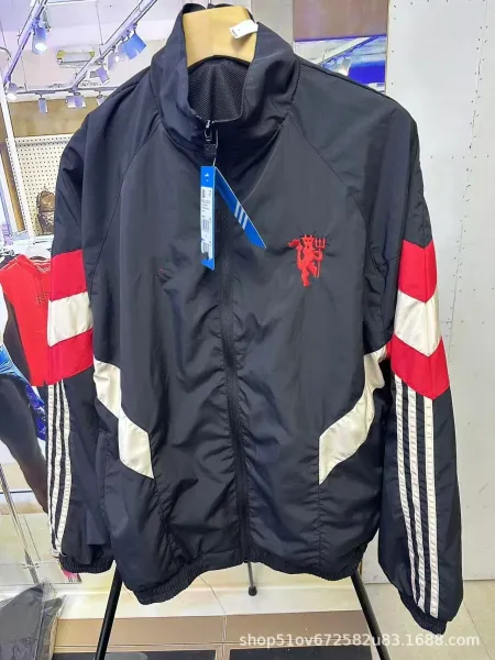Adidas Originals Manchester United Windbreaker Black Red Beige Jacket - 1