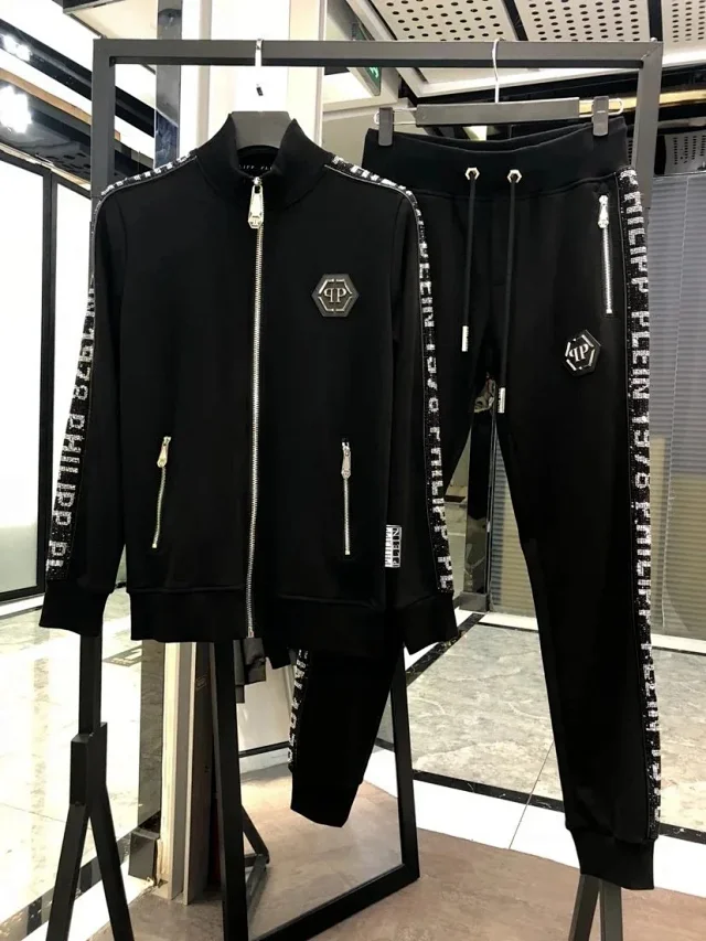 Philipp Plein Matching Sets Zip-Up Hooded Tracksuit with Skull Motif product detail image 2