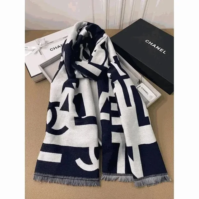 Dior Scarves Fringed Logo-Pattern Scarf product detail image 1