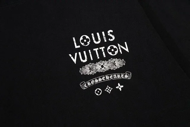 Louis Vuitton T-Shirts Crosshearts Graphic product detail image 6