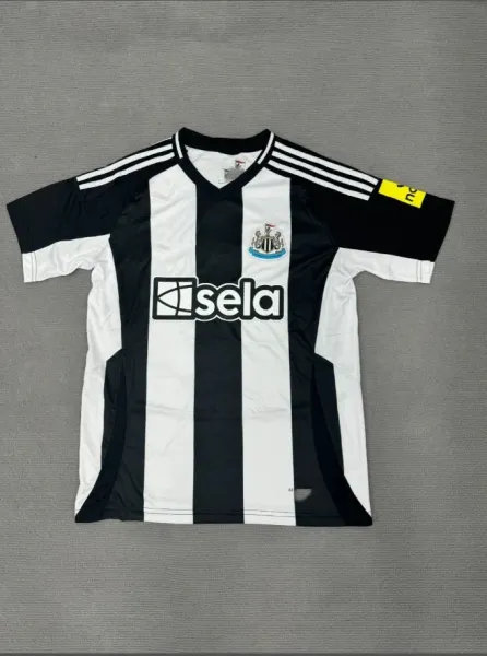 Newcastle United FC 2006-07 Home Jersey Black and White Striped Football Shirt - 1