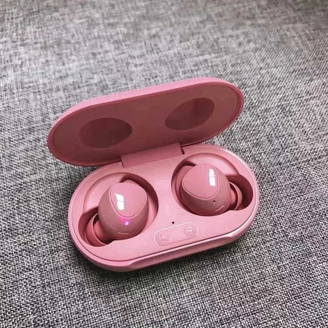 Beats Multiple conflicting headphone models product detail image 1