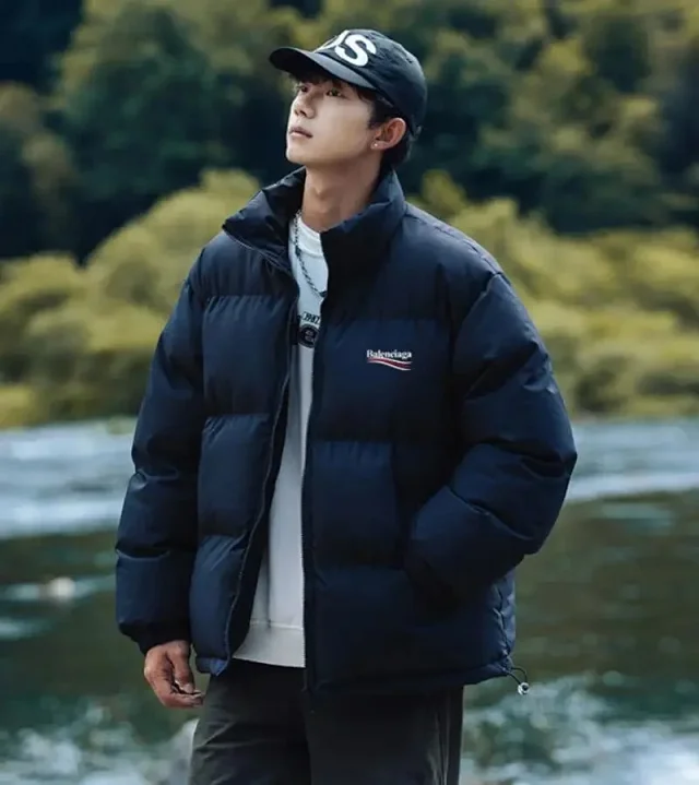 Balenciaga Down Jackets High-neck quilted puffer jacket product detail image 4