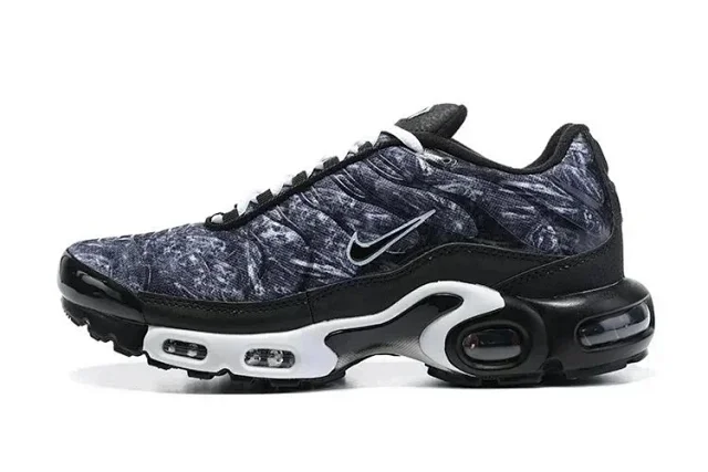 Nike Sneakers Air Max Plus product detail image 30