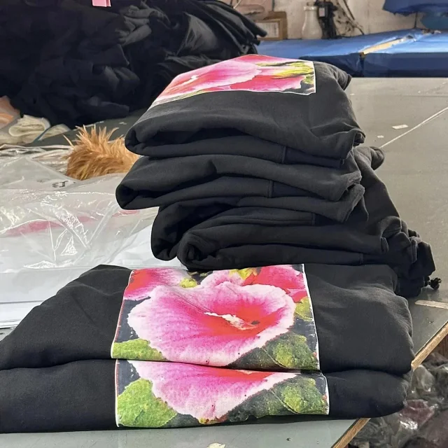 Supreme Hoodies & Sweatshirts Graphic Box Logo Pullover Hoodie product detail image 2
