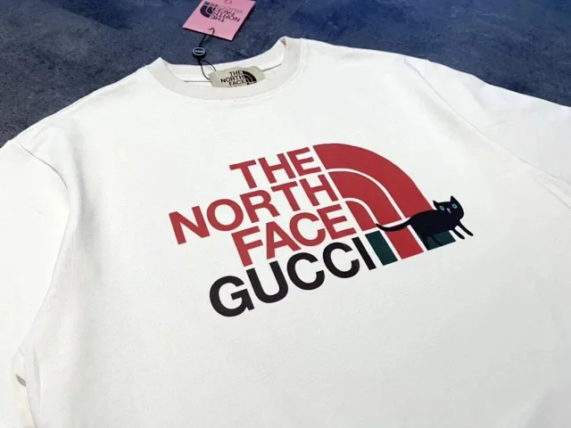 The North Face T-Shirts Gucci collaboration logo graphic product detail image 3