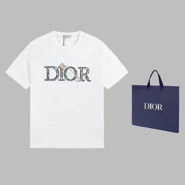 Dior T-Shirts Short-Sleeve Pin Embellished Logo T-Shirt product detail image 2