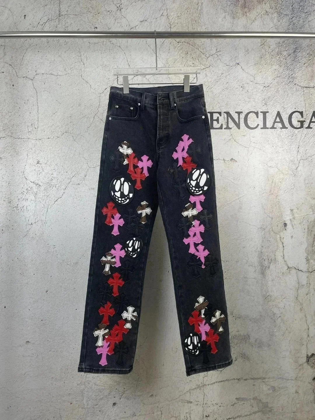 Lightning jeans