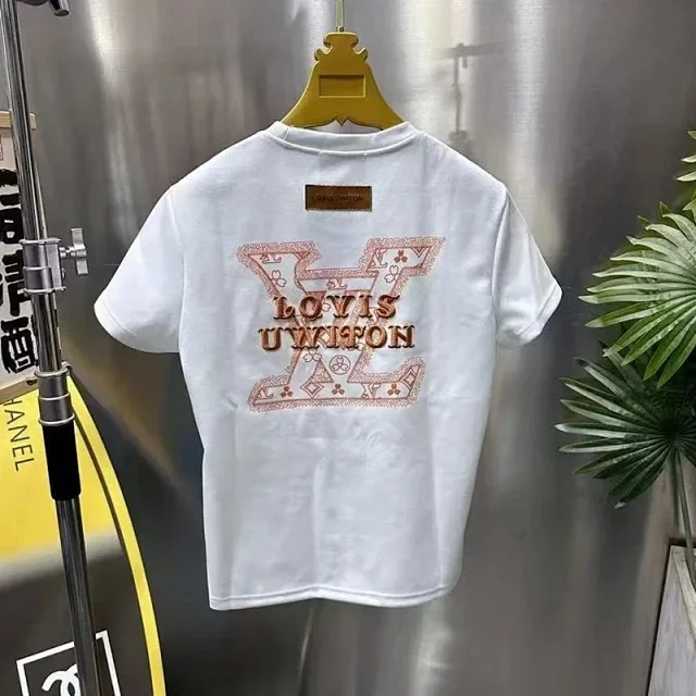 Unbranded T-Shirts Short-Sleeve T-Shirt with Embroidered Monogram Design product detail image 3