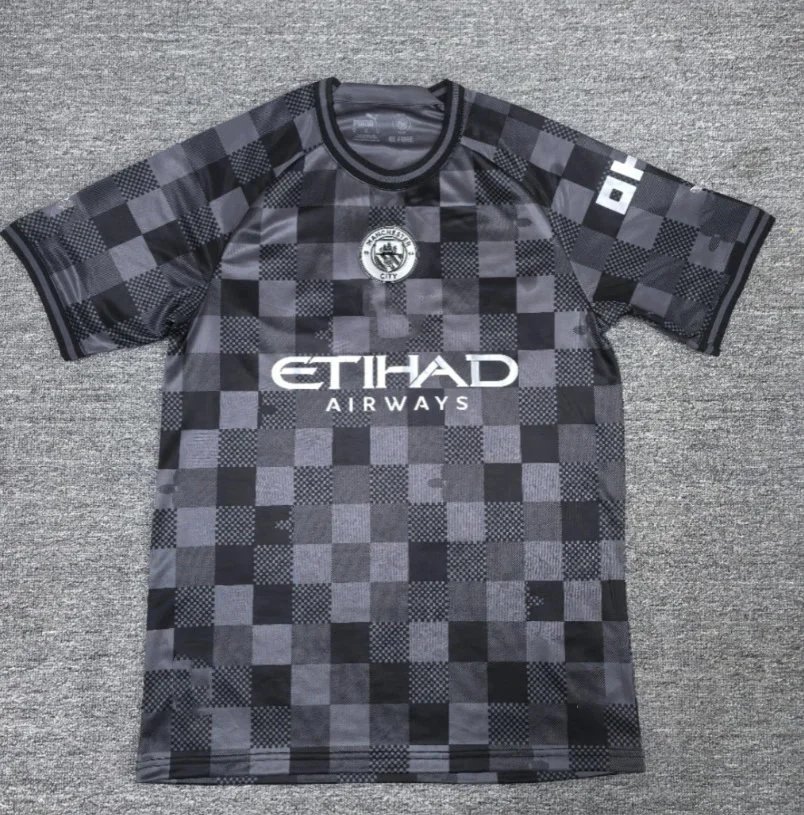 25 Manchester City 145th Anniversary Edition