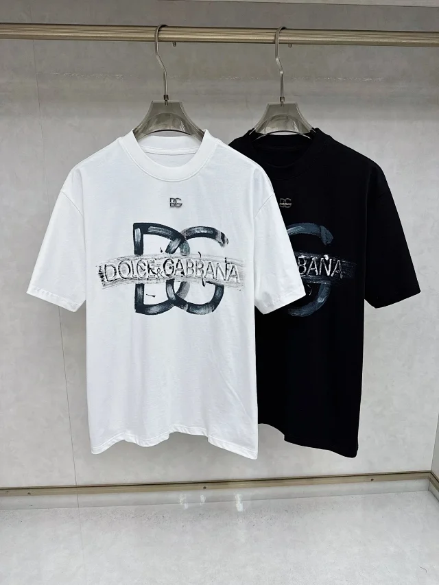 Dolce & Gabbana T-Shirts Short-Sleeve Logo Graphic T-Shirt product detail image 10