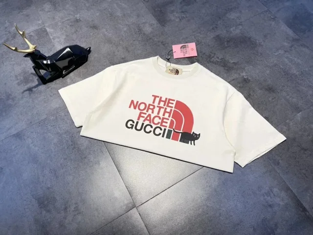 The North Face T-Shirts Gucci collaboration logo graphic product detail image 2