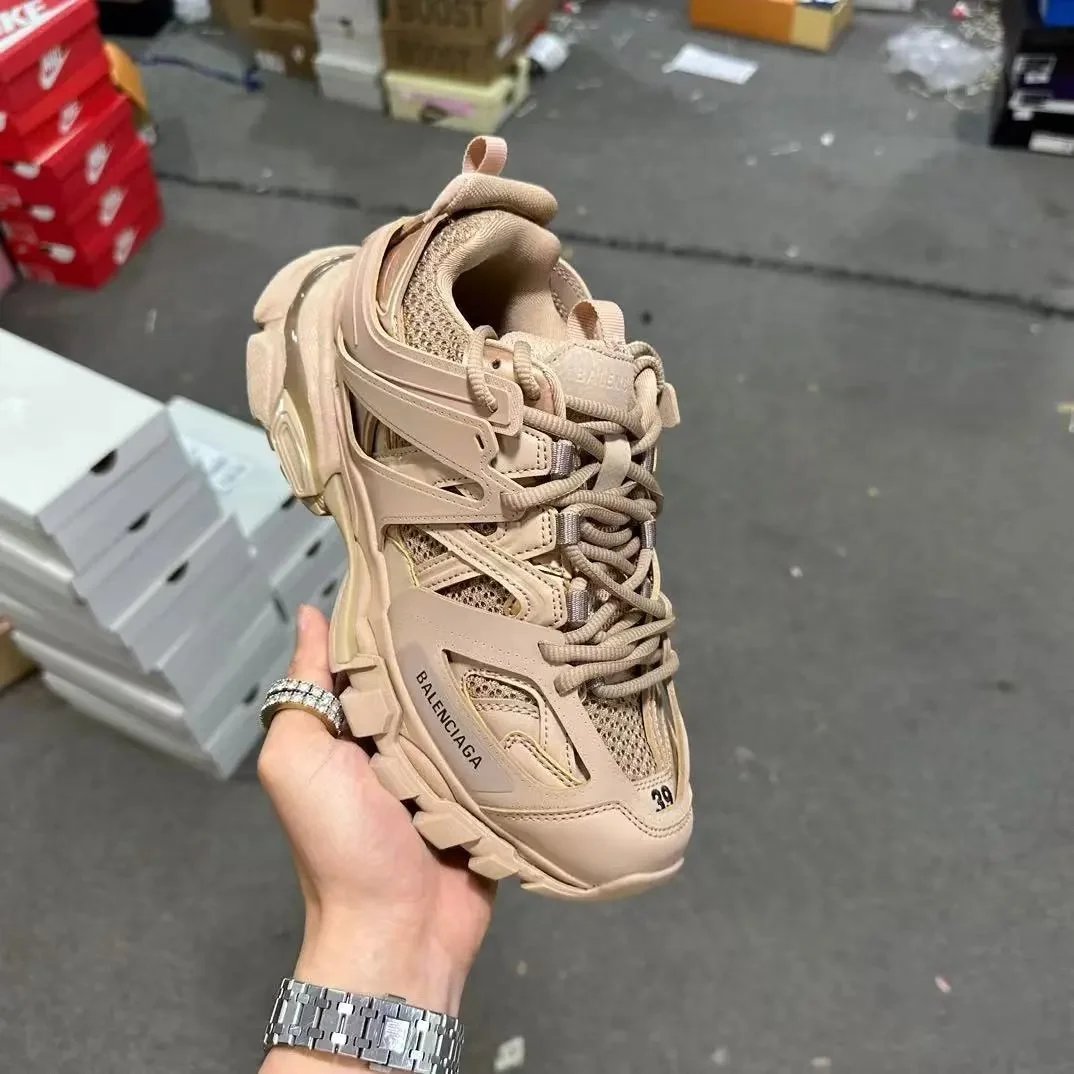 Balenciaga Track 2 Black and White Chunky Sneakers - 8