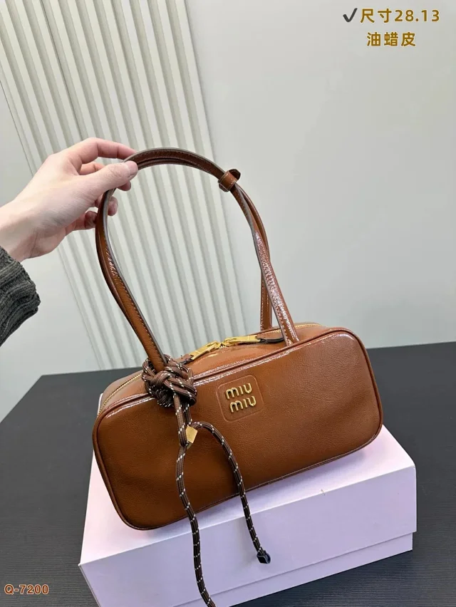 Miu Handbags Logo-Embossed Zip-Top Handbag product detail image 6
