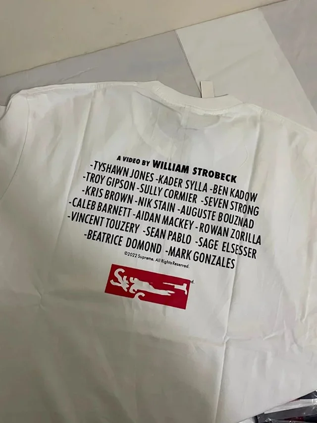 Supreme T-Shirts Short-Sleeve Graphic Print product detail image 5