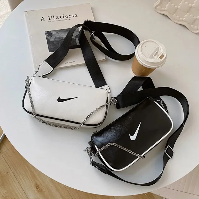 Nike Crossbody Bags Chain-Detail Bag with Adjustable Strap product detail image 1